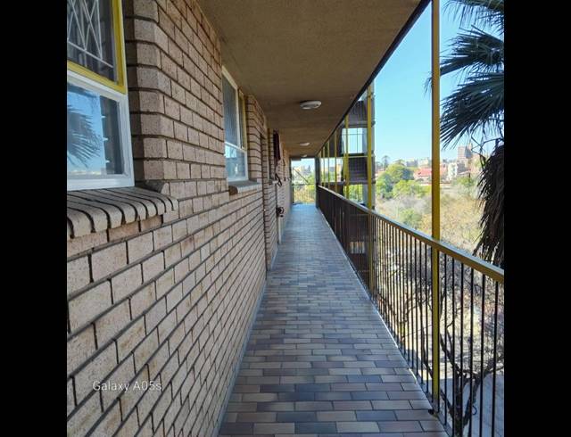 2 BEDROOM APARTMENT FOR SALE IN PRETORIA CBD